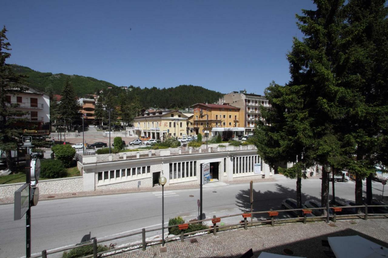 Ferienwohnung Residenza Dei Maestri Roccaraso Exterior foto